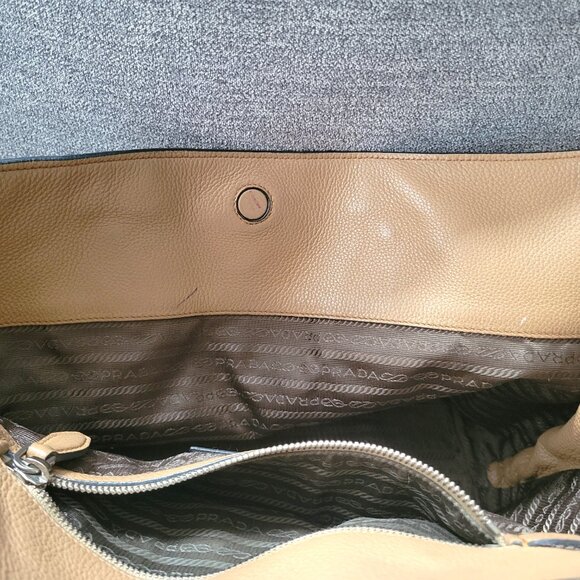 Prada Vitello Phenix Camel Side Zip Tote & Dust Bag - Authentic - Picture 10 of 11